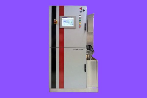 S-Keeper 7™ - Marine Scrubbers Type Approved CEMS 8 S-Keeper con sfondo viola